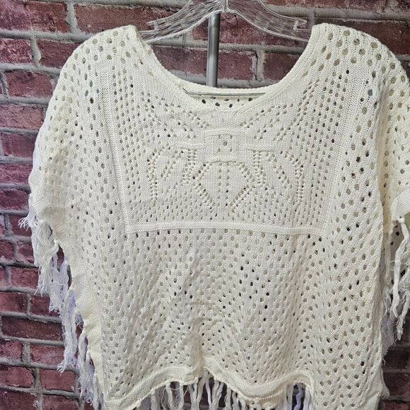 Women's NO BOUNDARIES Knit Crop Poncho One Size (S-XL) - Picture 2 of 4